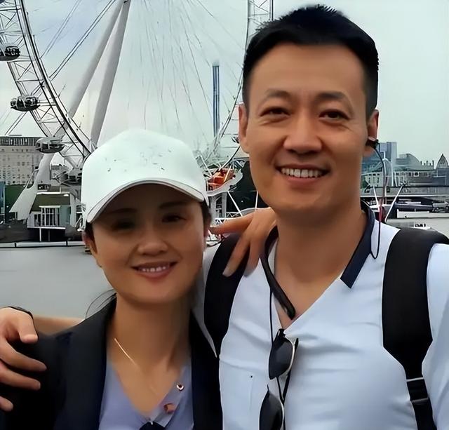辛柏青丧妻刚满100天，离谱的事就发生了，被撮合娶马伊琍引争议