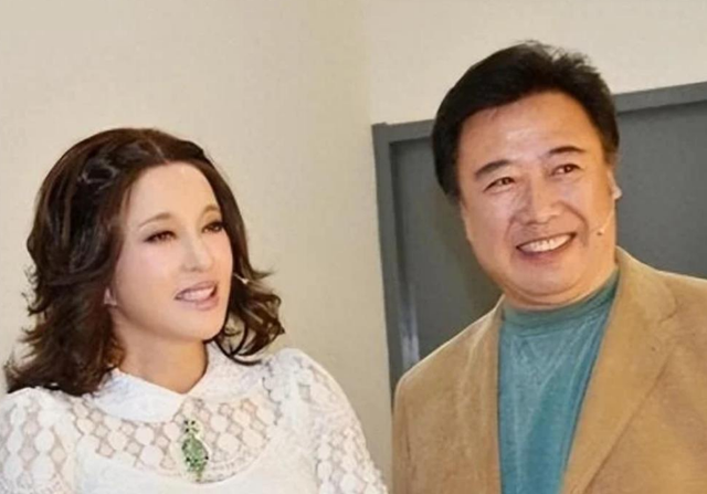 钱再多有什么用？75岁的"风流妖精"刘晓庆，已经走上另一条道路