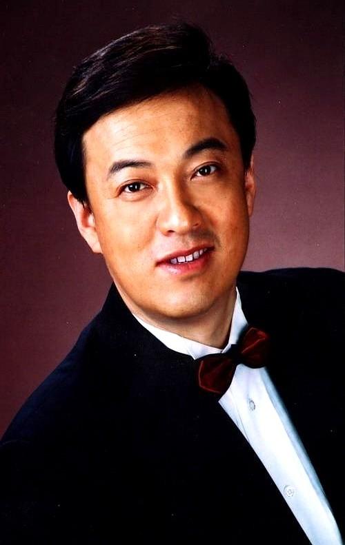 回顾吕继宏：63岁未婚无儿无女。却和不婚不育的张也在一起21年