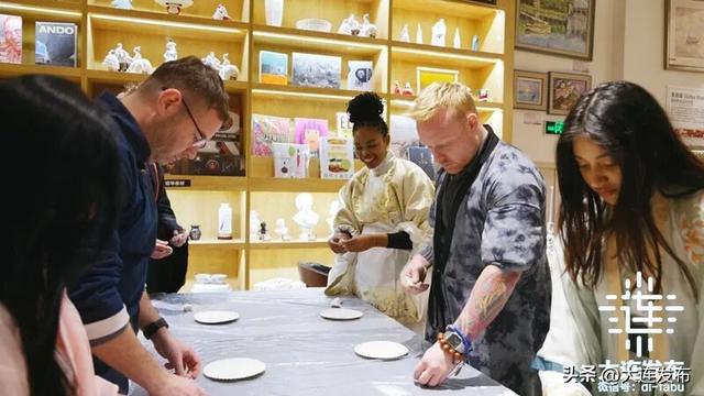 今天，在大连闹元宵！