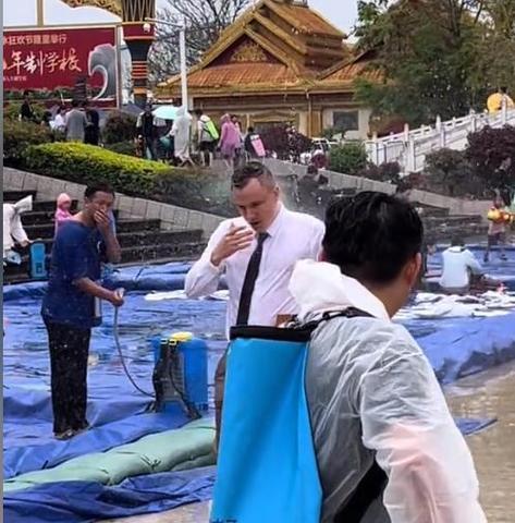 中国又一大省“占领”，超30万老外赖着不走，一座城市立了大功