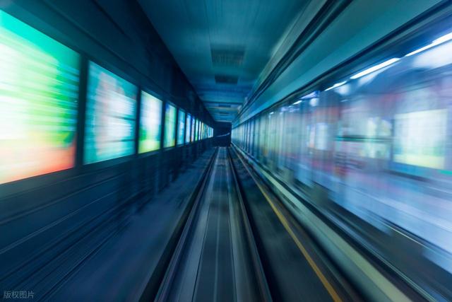 为什么在胖东来，能看到很多背着登山包的人？