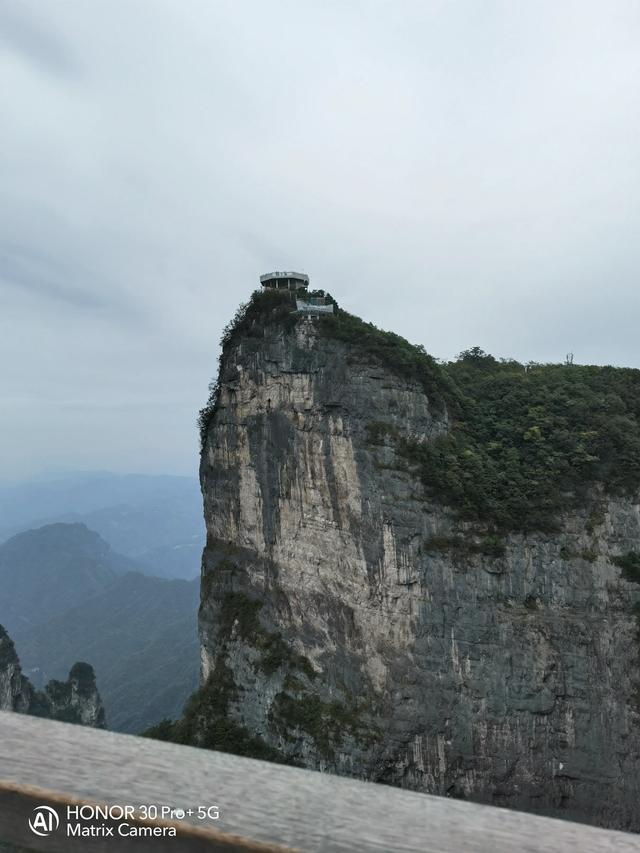 70岁“人生老玩家”发布终极攻略:想赢?先看看你装备齐了没!