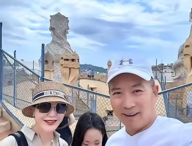 善恶终有报！前央视王牌主持人王小骞，如今沦落为“人人喊打”？