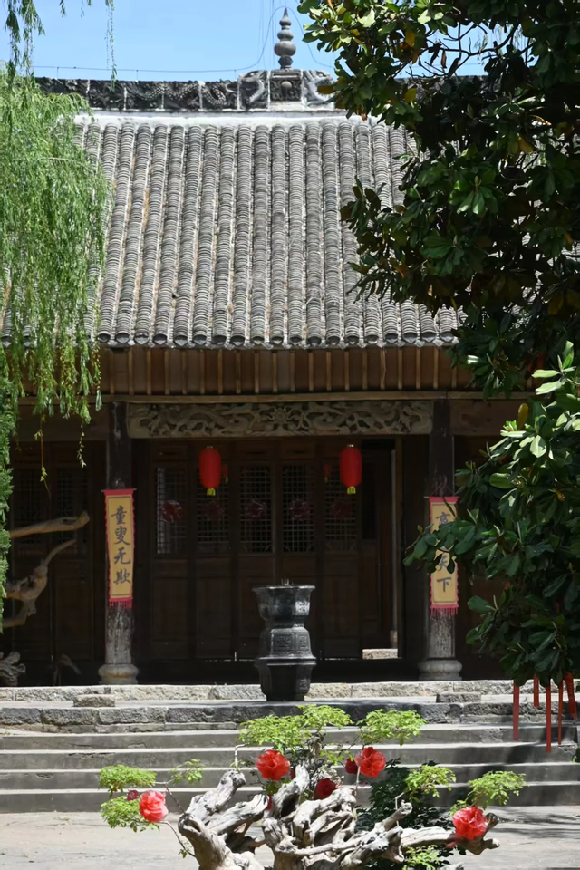 河南与陕西湖北交界处有个镇，被称为“小上海”，古建不输山西