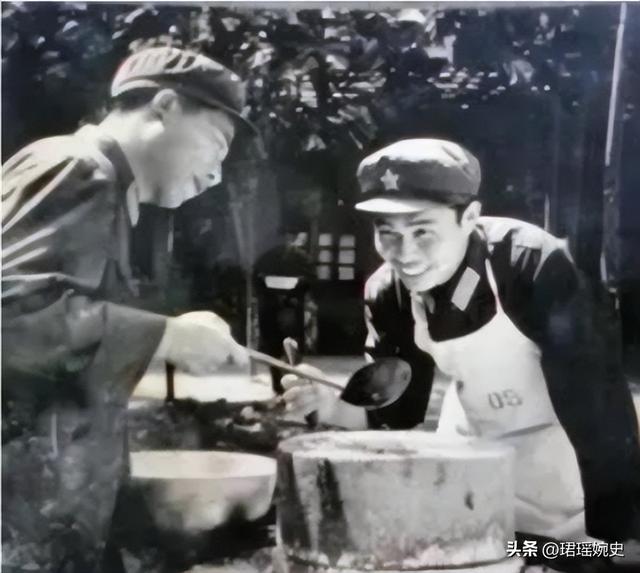 北京闹市有座18岁少年墓，无人敢迁移，火车来了也得绕道而行！