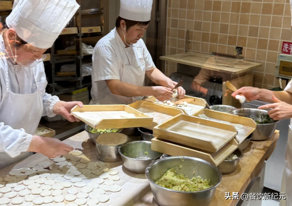 湖南女孩不听劝，辞职开水饺店，开业4个月亏20万，无奈痛心关店