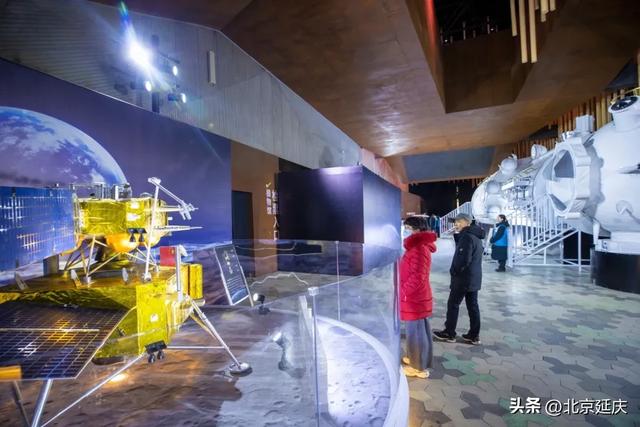 世园“天宫灯会”闪耀延庆