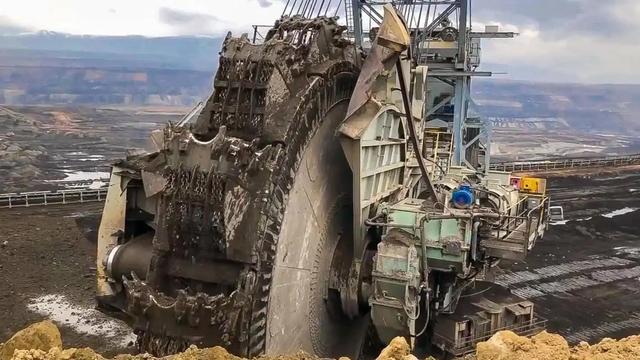 心急吃不了热豆腐!加矿产开发省联邦数据差一倍,环评成走过场?