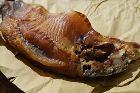 腌腊鱼，万不可直接抹盐，多做2个步骤，鱼肉鲜嫩紧实，不发臭图片
