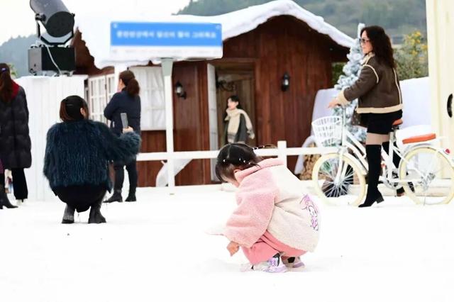 金堂这里“下雪”了！