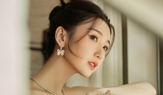 怎样哄女孩子，说什么话能让她瞬开心