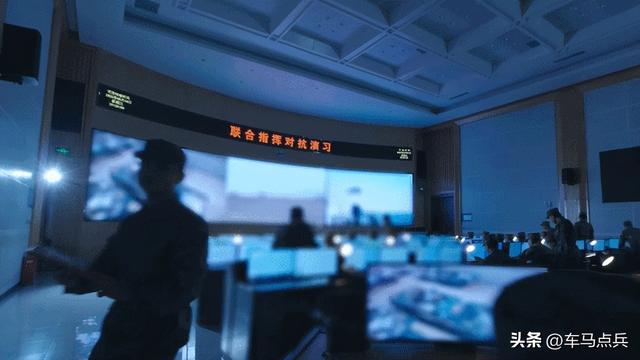 0.3秒警报99.7% 拦截率，AI 溯源8秒锁定攻击源，信息支援部队露面