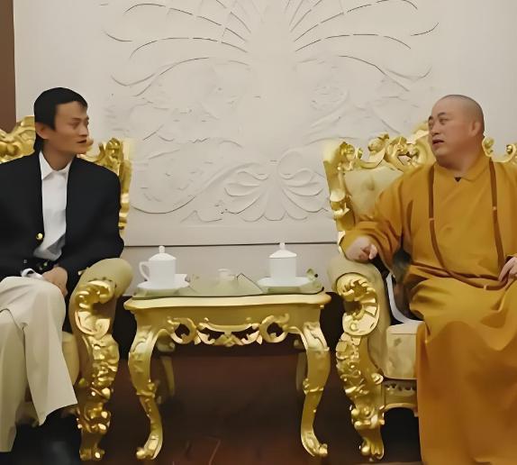 不查不知道一查吓一跳，掌控少林寺38年的释永信，私下到底有多壕