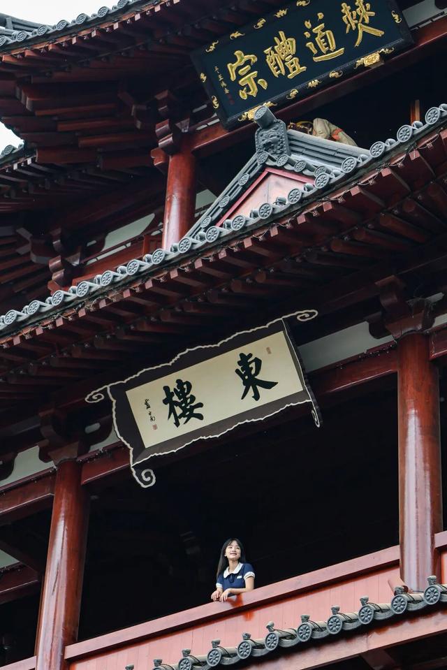 万里长江第一城，何处最“宜宾”？501的答案藏着千年烟火与团圆味