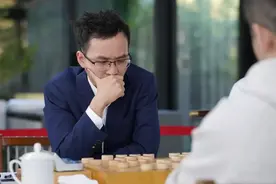 赵鑫鑫：只卖棋不买棋，一盘棋卖20万，他比王天一要更强？图片