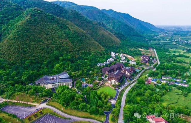 5折！5折！5折！绵竹麓棠温泉周年福利杀疯啦！赶紧冲！