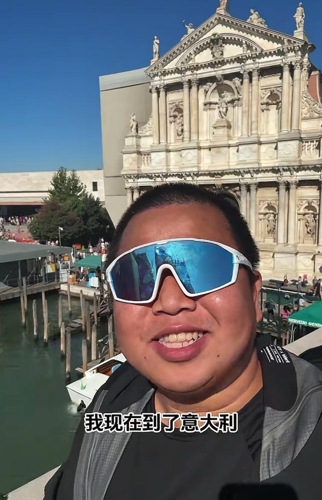 蓝战非2400万粉丝账号被禁，不仅是炫富那么简单，更多言论被质疑