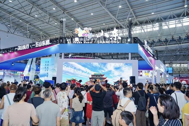 “运河明珠·匠心枣庄”闪耀2025 中国文化旅游产业博览会