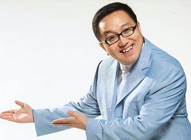 二婚娶丫蛋为妻，俩人相差十多岁，句号为当初的选择承担了责任