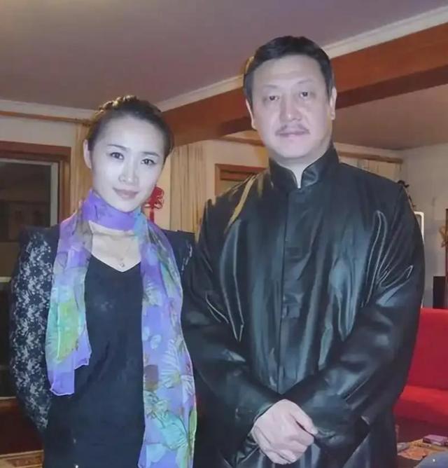 韩磊妻子王燕：19岁获选美季军，韩磊苦追2年，岳父母都不同意！