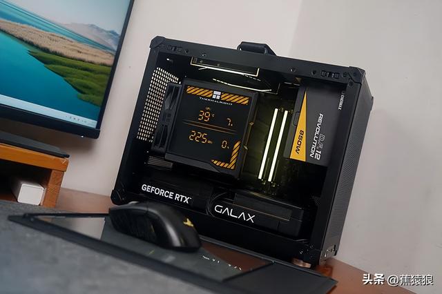 TUF B850M+RTX 5070+R9 9900X+乔思伯 C6 MATX 装机展示分享