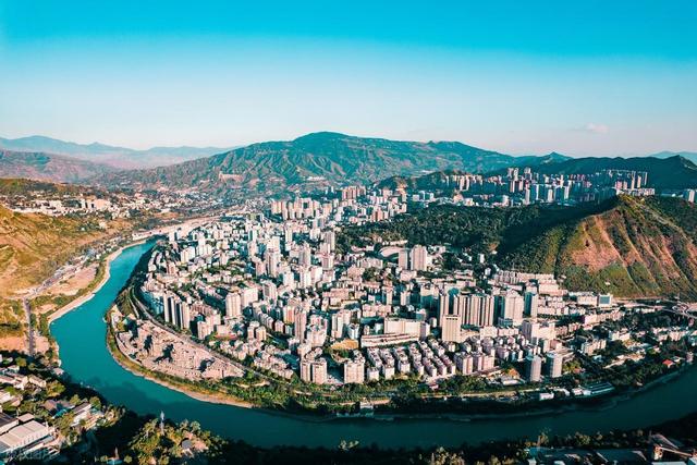 四川“宜居”的城市，不是成都、绵阳，这座城市才最吃香！