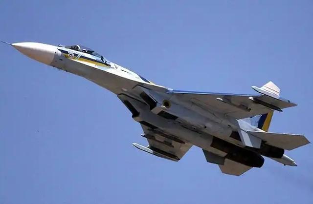 美媒：中国在超级大国垮台前购入顶级战机，抓住了赶美超俄的契机