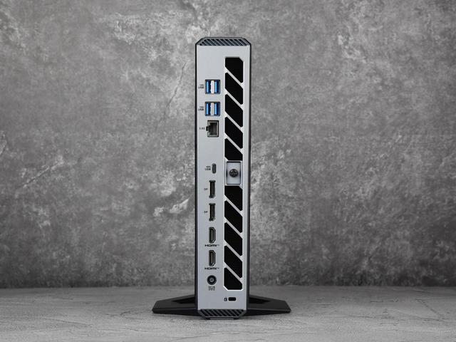 把X3D处理器塞进迷你主机是种什么体验？ROG魔霸9 MINI评测