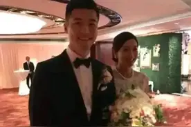 2017年荣毅仁孙子婚礼现场，简单寒酸，荣氏家族真的没落了吗图片