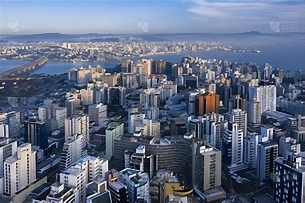 阿蒂特兰湖畔蓝村：绘彩留住外出男丁，玛雅文化活起来
