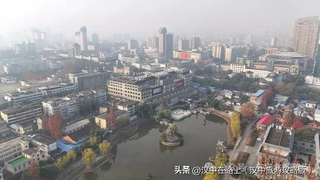 二〇二五年十二月七日，再去看看莲花池公园