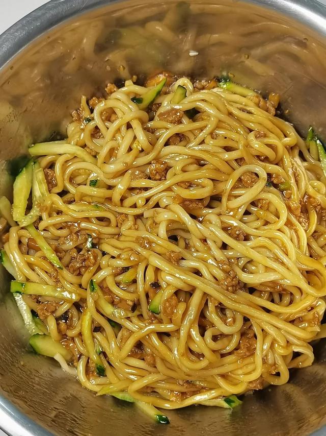 这才是面条最简单的做法，分享5款面条的制作方法，一家人都喜欢