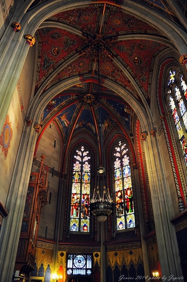 再访瑞士，世界丛林中目睹小国的生存之道