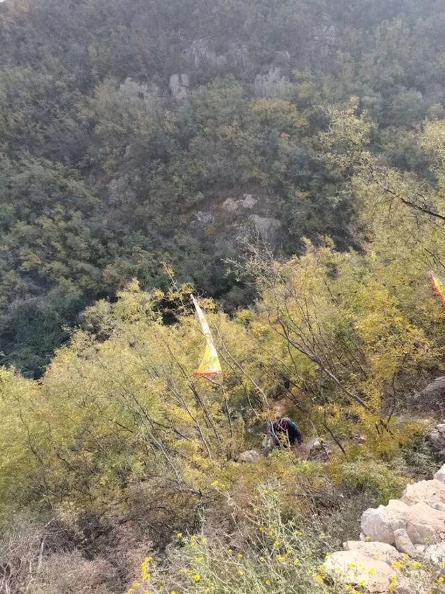 《骑行烟岭沟，探幽毛遂洞》