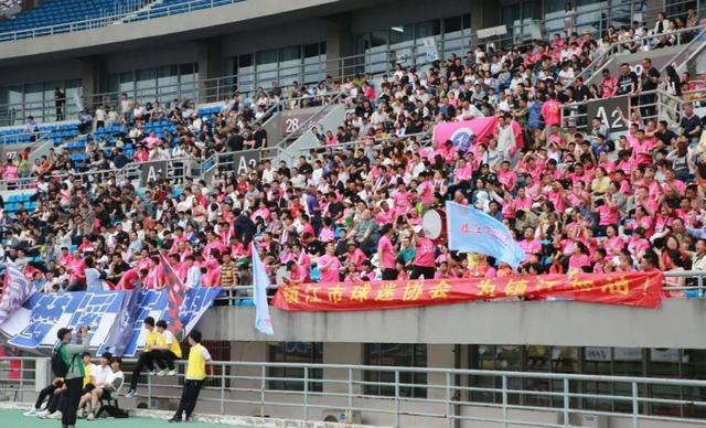 连输7场，连丢17球，“苏超”镇江队前8轮比赛如何看？