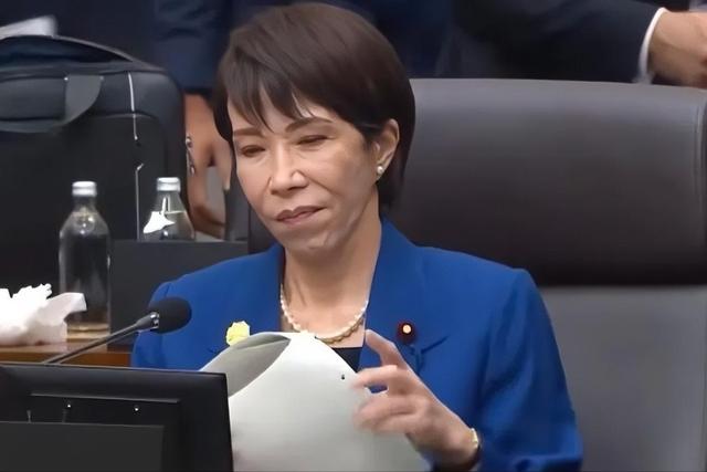 中方精准反制后，高市回应2句话，当着14国的面，傅聪发出通牒