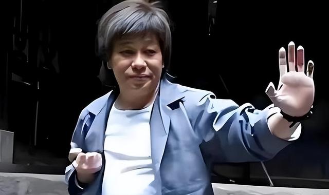 陈光标撕开遮羞布：梁小龙哪里是病死	，分明是被人利用折腾死的！