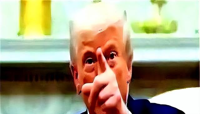 人还没到。特朗普的三份大礼就已经抵达北京，被中国给打怕了