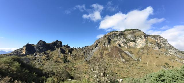 一车一人自驾游（二）：“炮弹路”让我心悬，龙氏家祠无缘其真容