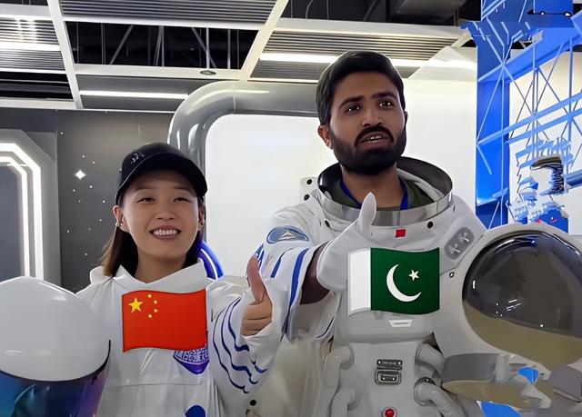 巴基斯坦航天员入驻空间站，中国大破局迈出重要一步