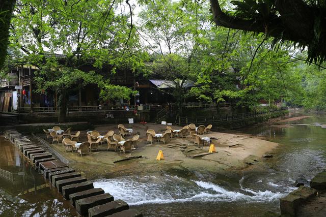 人间烟火气，最抚凡人心之上里古镇（原创）