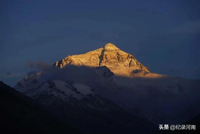 在朋友圈的一方小小天地里，那神秘而圣洁的雪域高原——西藏