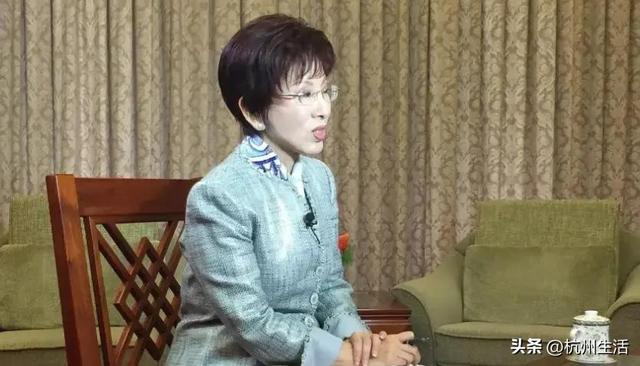 美军火还未抵台，洪秀柱突然表态，大陆告知台当局，祖国必将统一