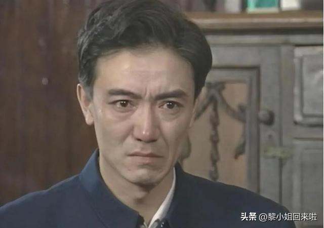 人民日报亲自点名，67岁李幼斌再破天花板，让整个娱乐圈沉默了