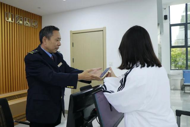 坐“水上列车”，去传说中的风陵渡！出站回到20世纪！