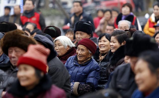 中国将迎来死亡高峰？22年去世1041万人，23年1110万，去年多少？