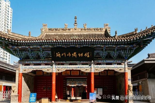 甘肃兰州：兰州两日游之兰州市博物馆文物丰富 宝塔保佑 环境一流