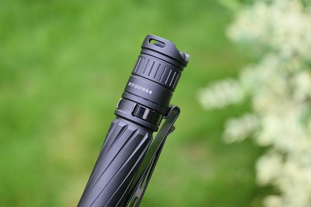 性能强悍又便携！凯瑞兹P2多用途笔形手电体验