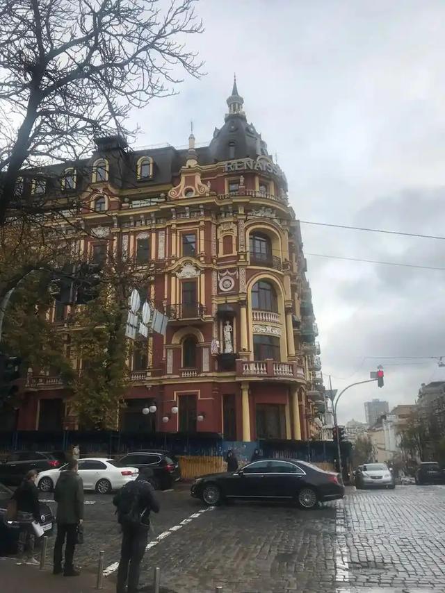 乌克兰的“王牌”来了！国产导弹火烈鸟投入战场，背后却传腐败